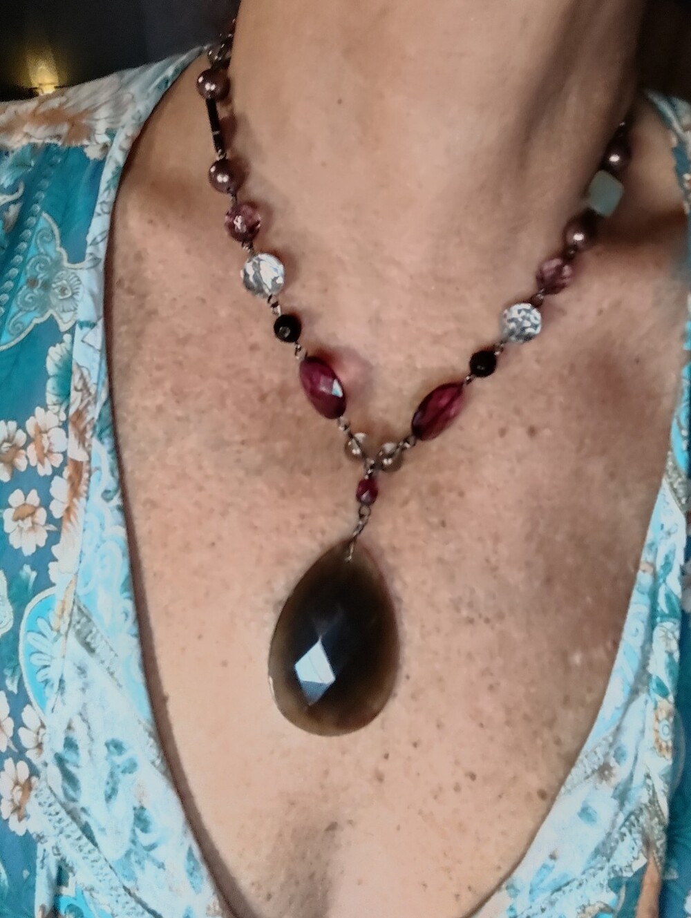 Lea Sophia Faceted Purple Accents Necklace